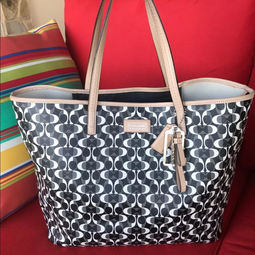 AUTHENTIC COACH TOTE